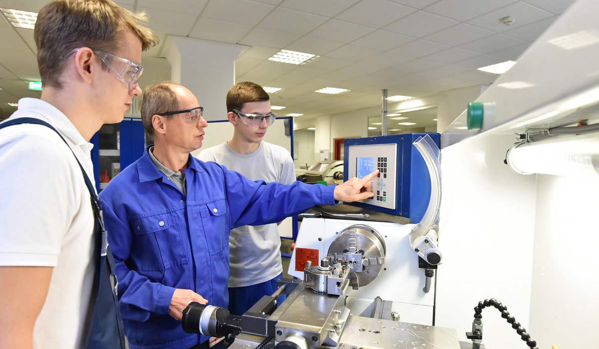 Anlagen&shy;mechaniker/-in