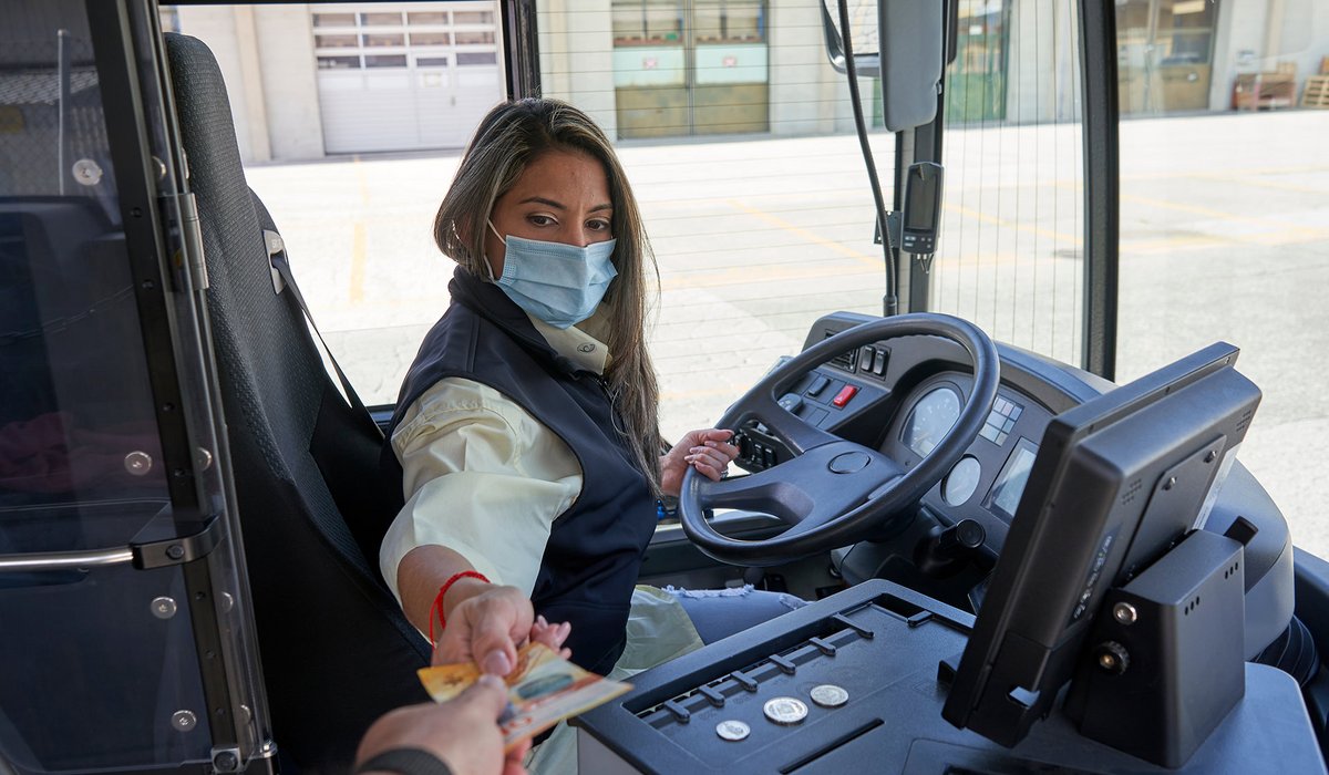 Fachkraft (m/w/d) im Fahr&shy;betrieb