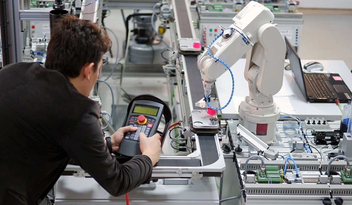 Elektroniker/-in für Maschinen- und Antriebstechnik